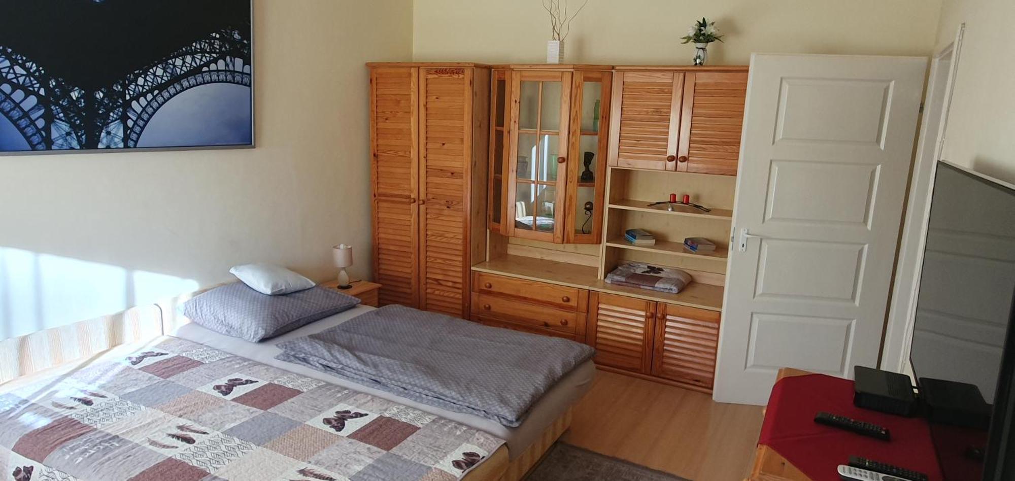 Hegyalja Apartman 佐洛埃格塞格 外观 照片