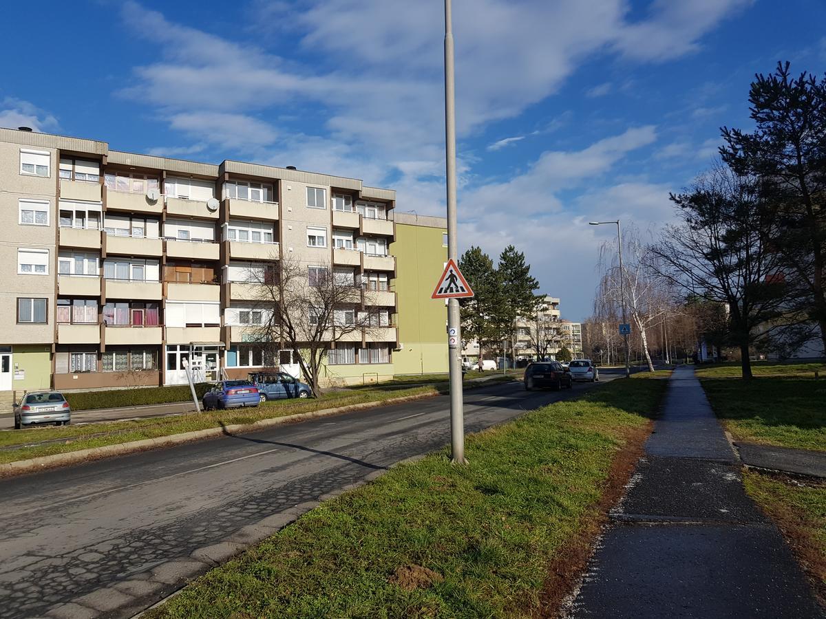 Hegyalja Apartman 佐洛埃格塞格 外观 照片