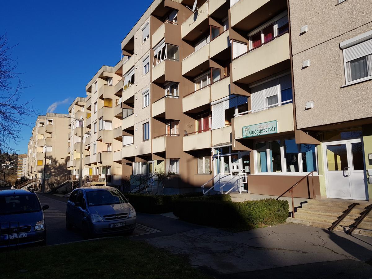 Hegyalja Apartman 佐洛埃格塞格 外观 照片