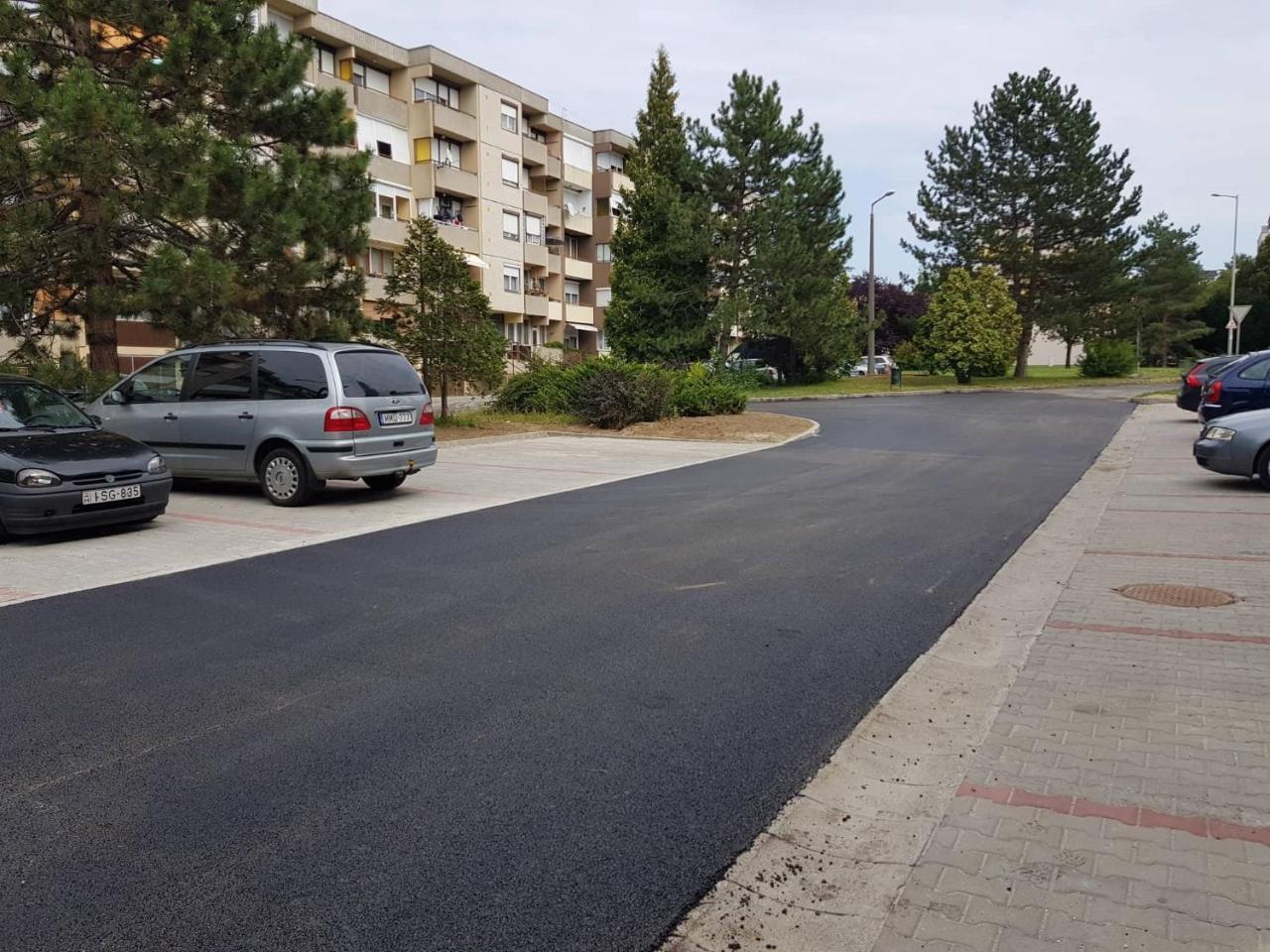 Hegyalja Apartman 佐洛埃格塞格 外观 照片